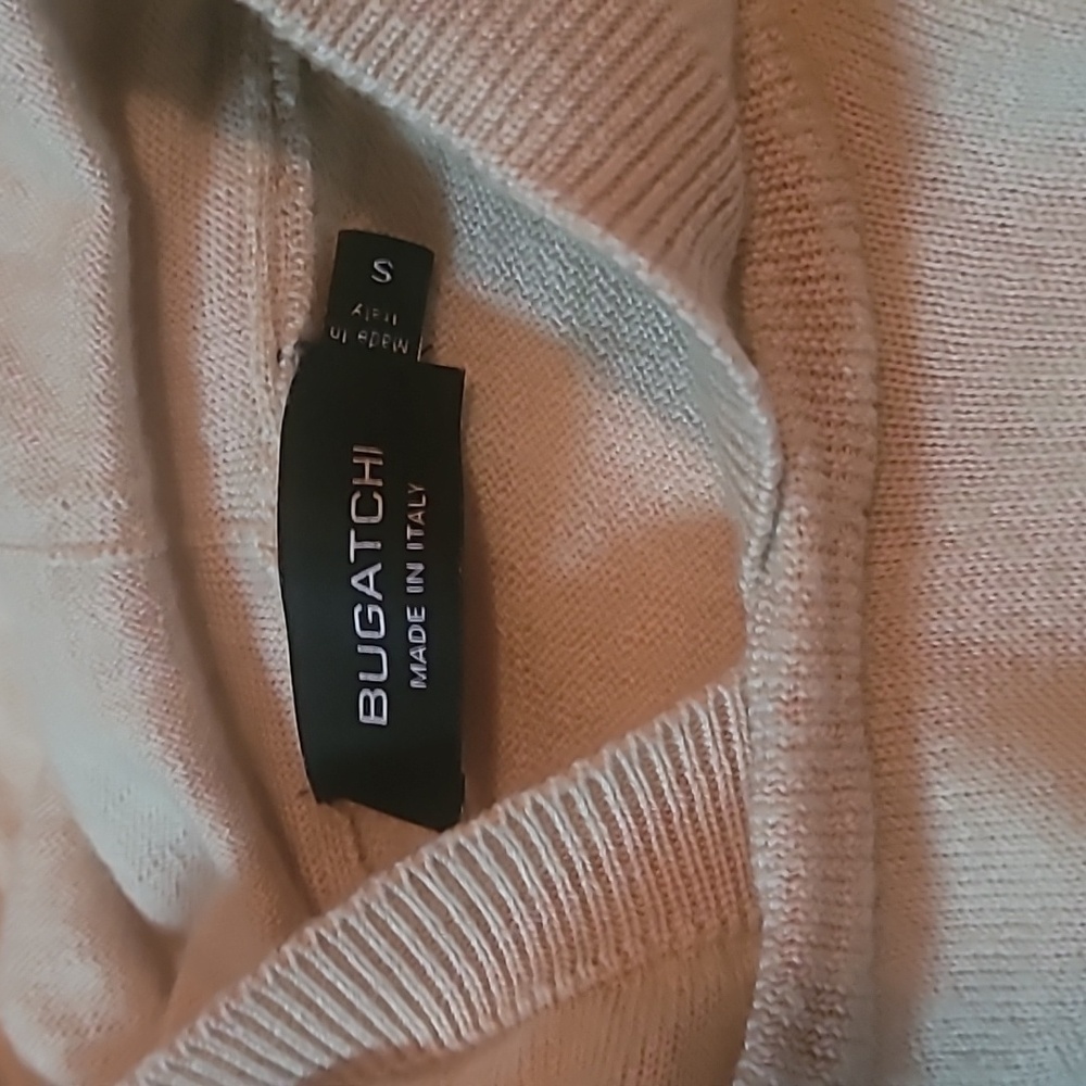 Bugatchi light sweater-Small, Like New